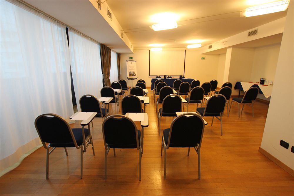 Golf Hotel Milano Opera Exterior photo